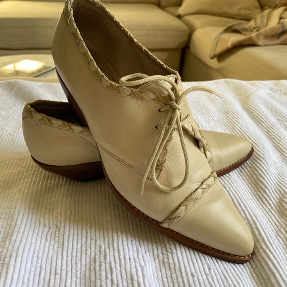 Guess by Marciano Cream Lace-Up Flats boho western vintage y2k - Picture 3 of 10
